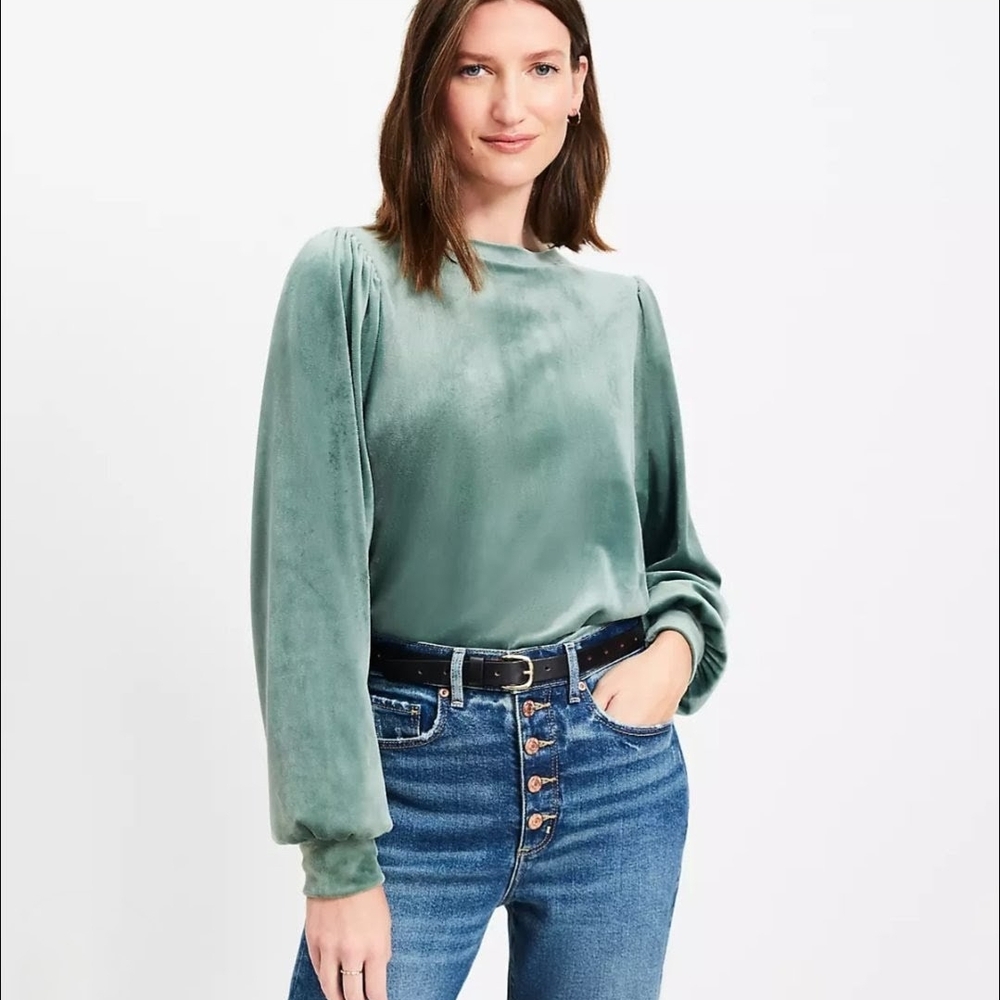 LOFT Sage Green Women's Blouse